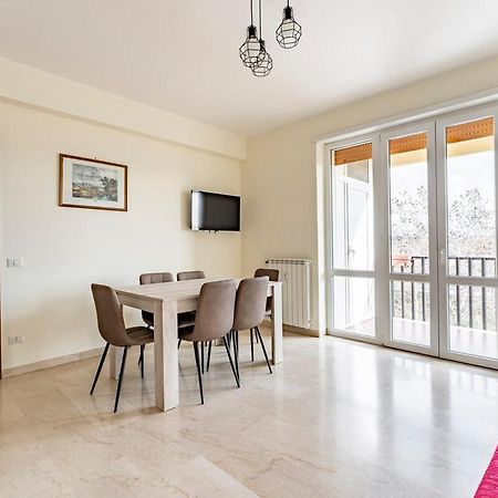 Casa Vacanze Alessio Рим Екстериор снимка
