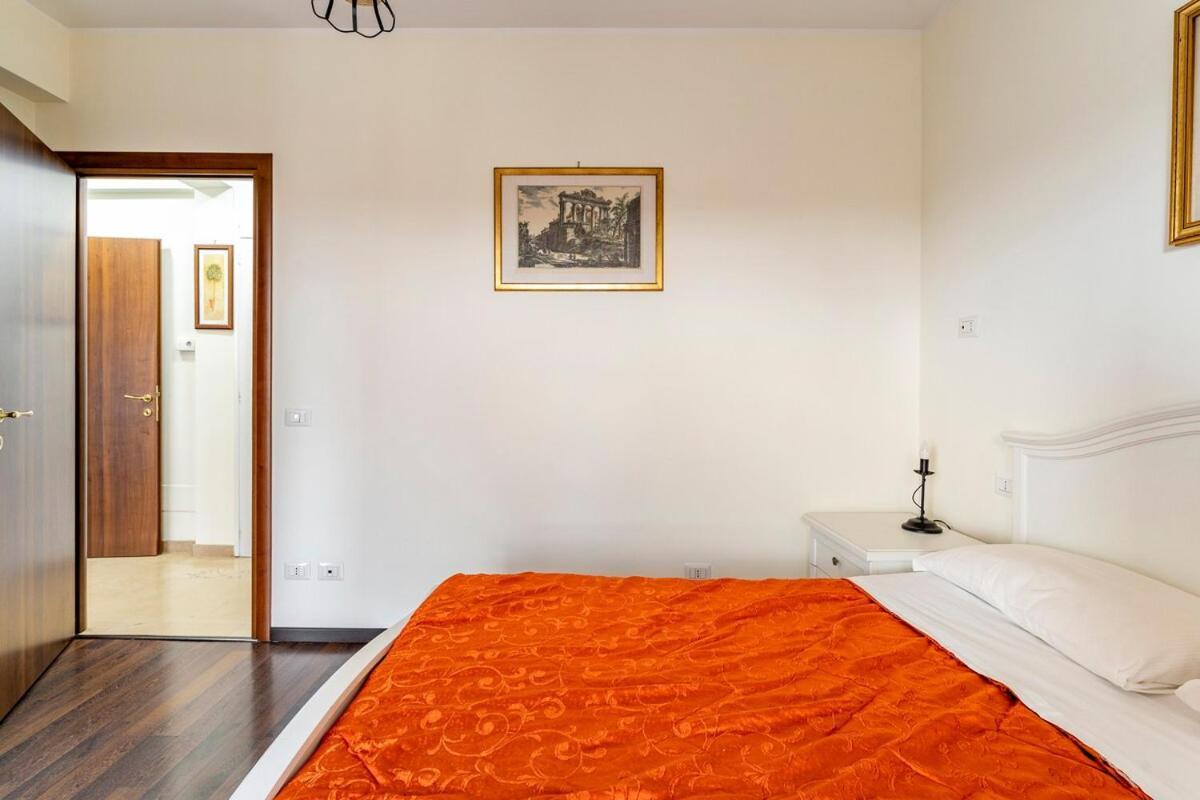 Casa Vacanze Alessio Рим Екстериор снимка