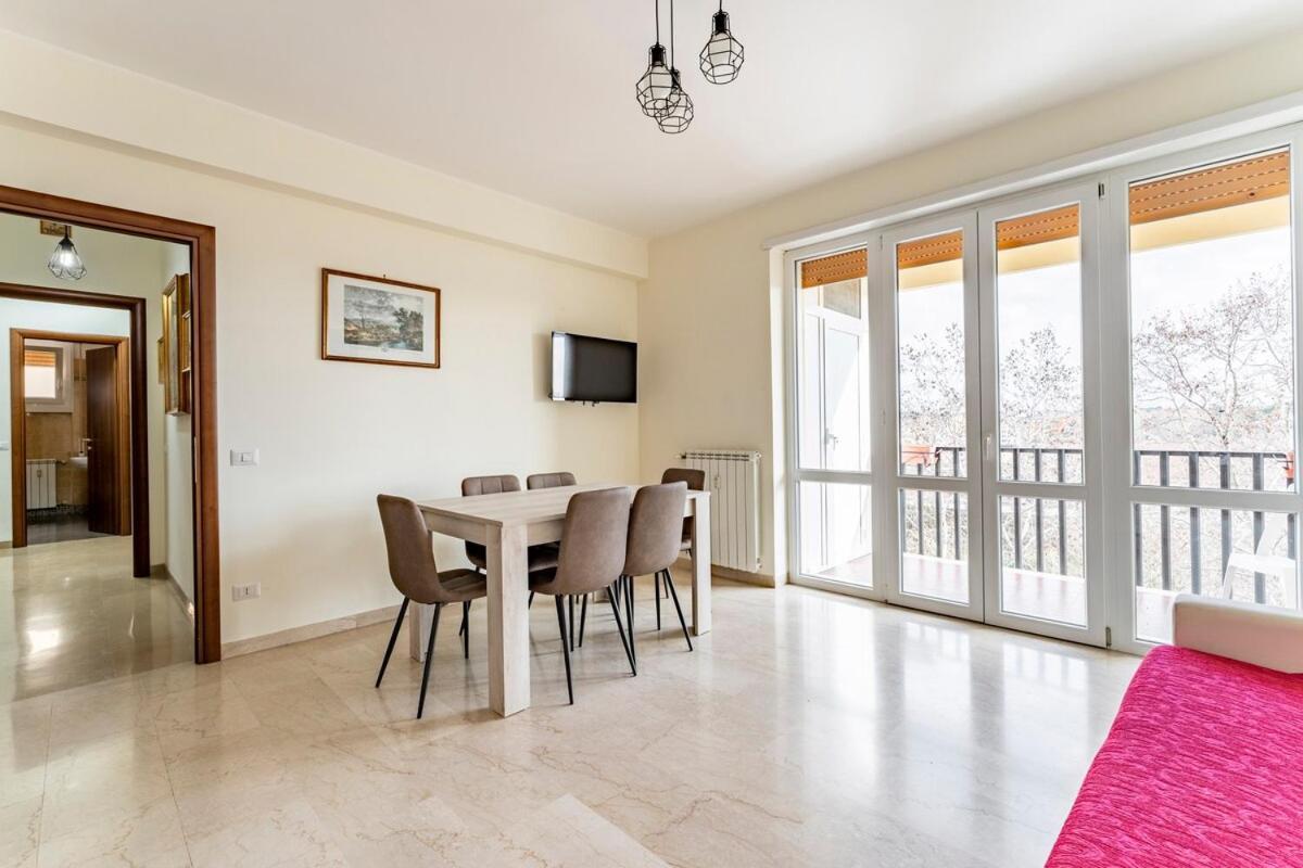 Casa Vacanze Alessio Рим Екстериор снимка